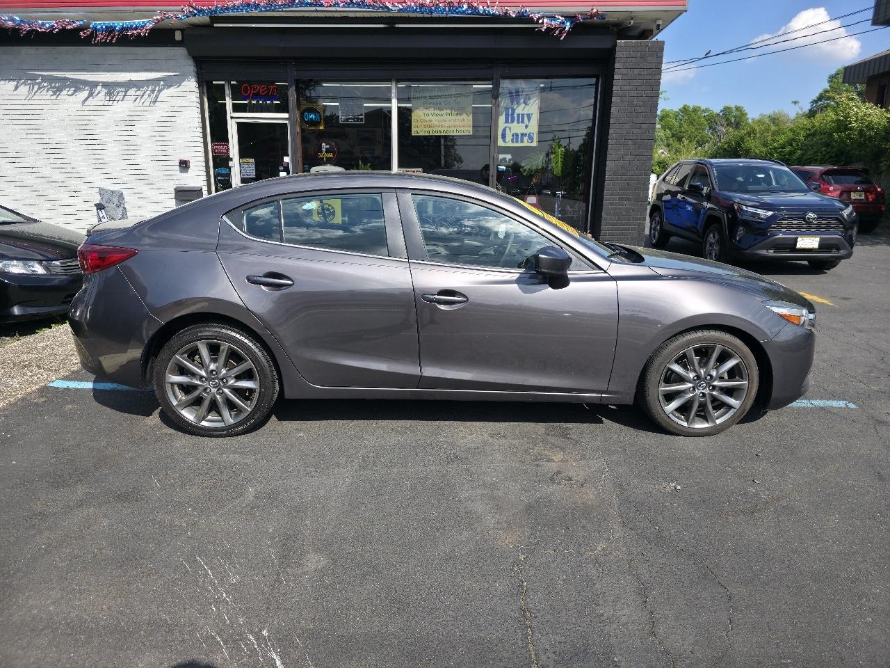 Mazda MAZDA3 s Touring AT 4-Door 2018