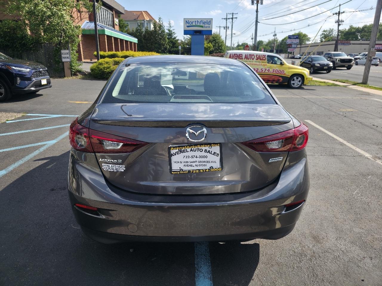Mazda MAZDA3 s Touring AT 4-Door 2018