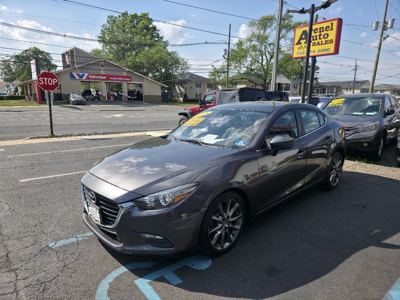 Mazda MAZDA3 s Touring AT 4-Door 2018