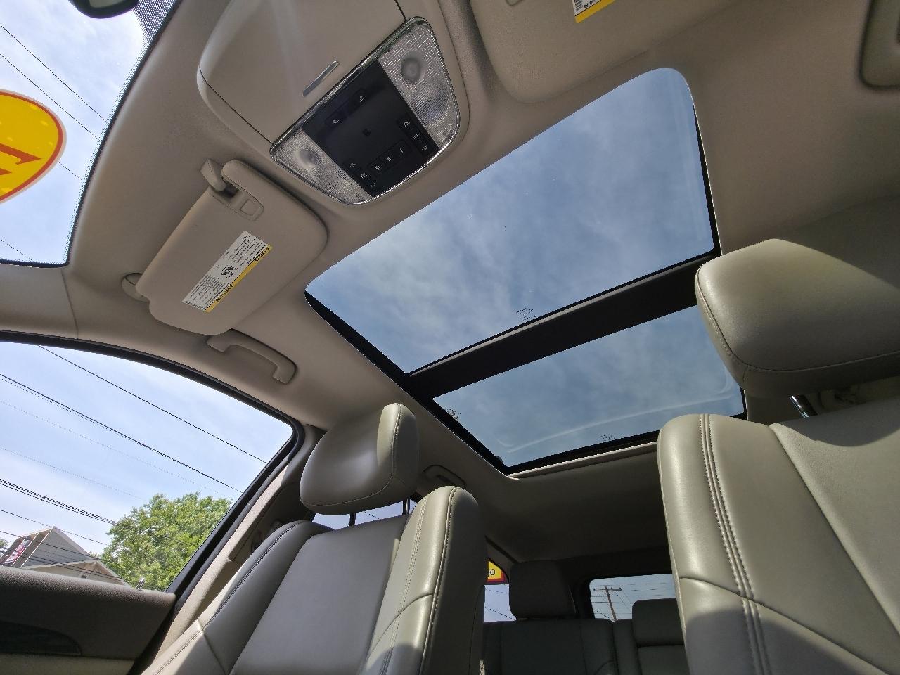 Jeep Grand Cherokee Laredo 4WD 2011