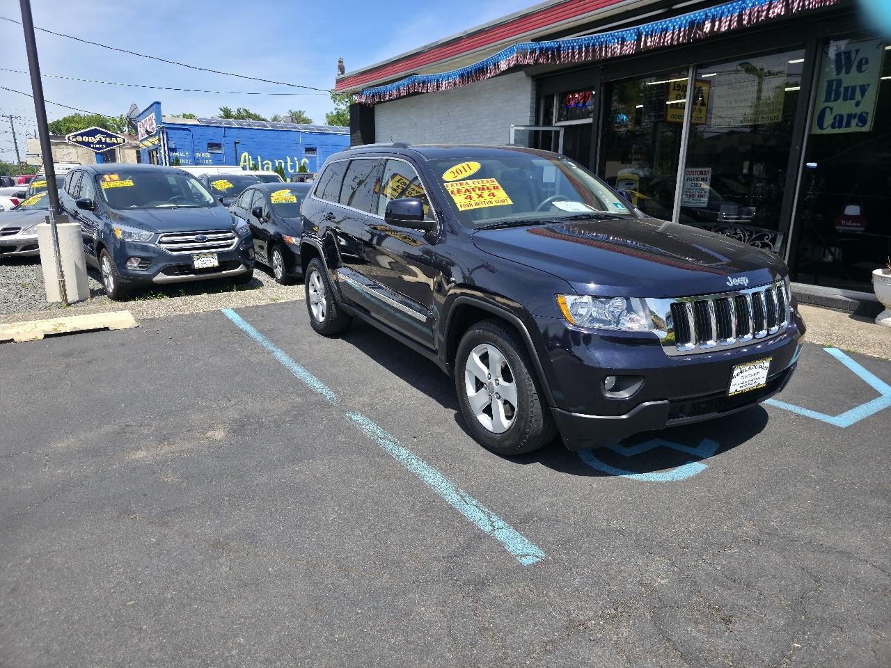 Jeep Grand Cherokee Laredo 4WD 2011