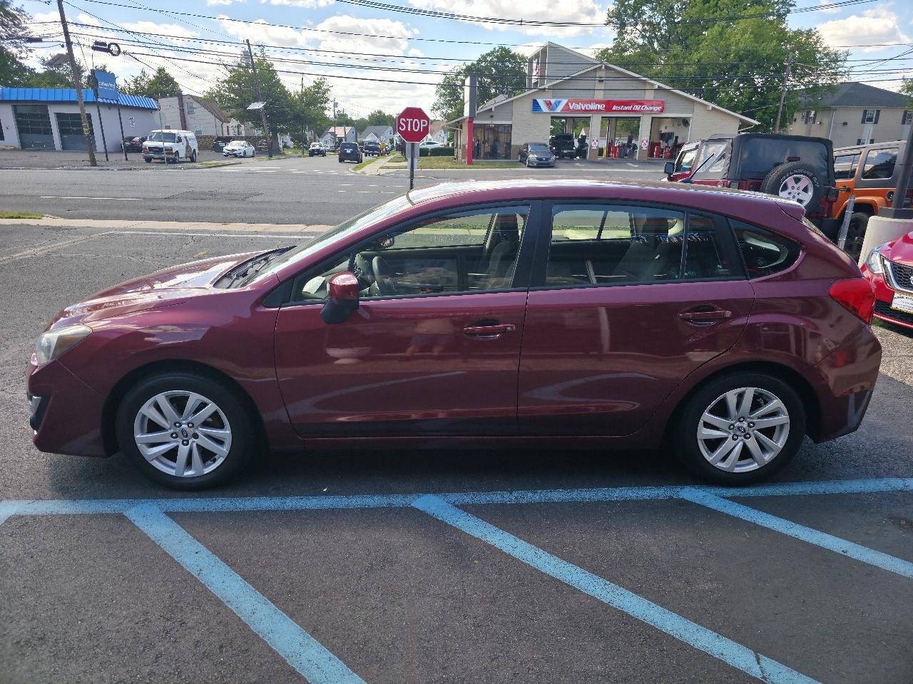 Subaru Impreza 2.0i Premium PZEV 5-Door 2015