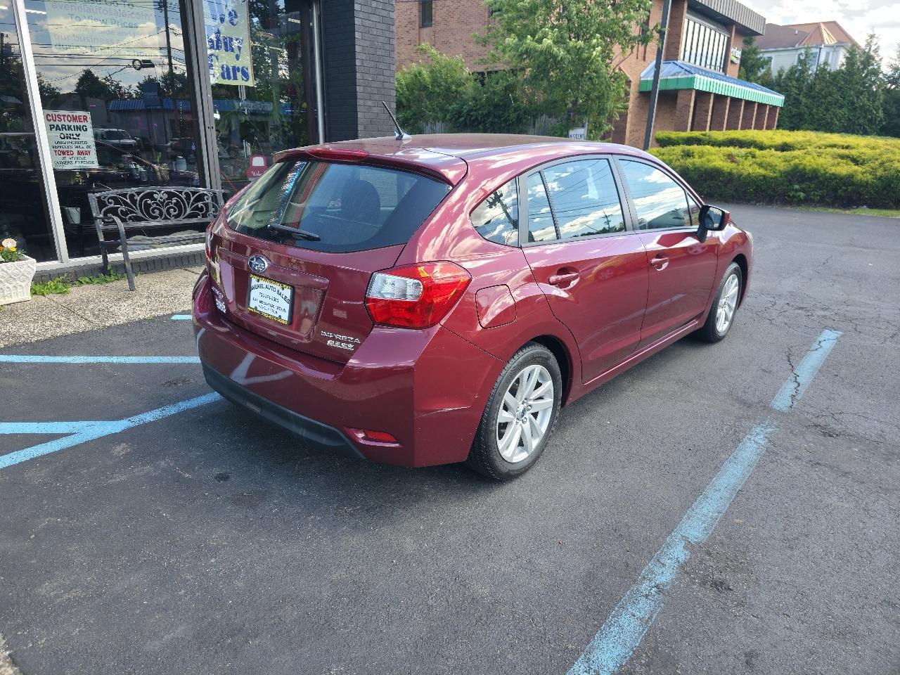 Subaru Impreza 2.0i Premium PZEV 5-Door 2015