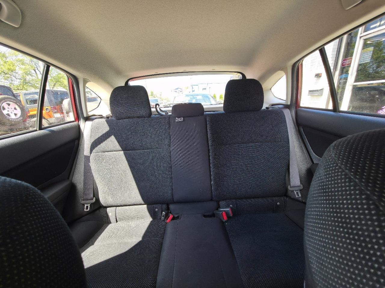 Subaru Impreza 2.0i Premium PZEV 5-Door 2015