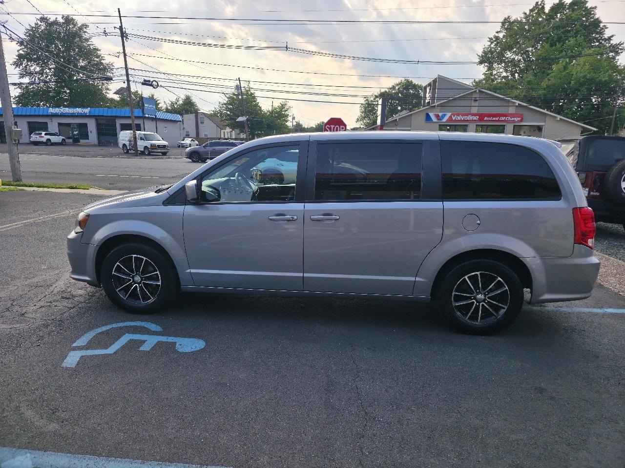 Dodge Grand Caravan SE 2019