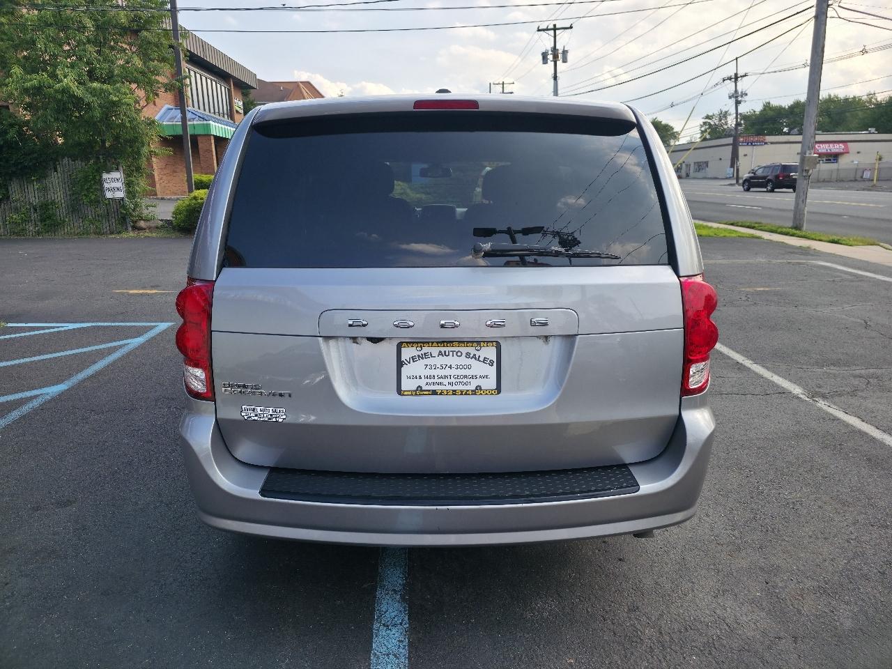 Dodge Grand Caravan SE 2019
