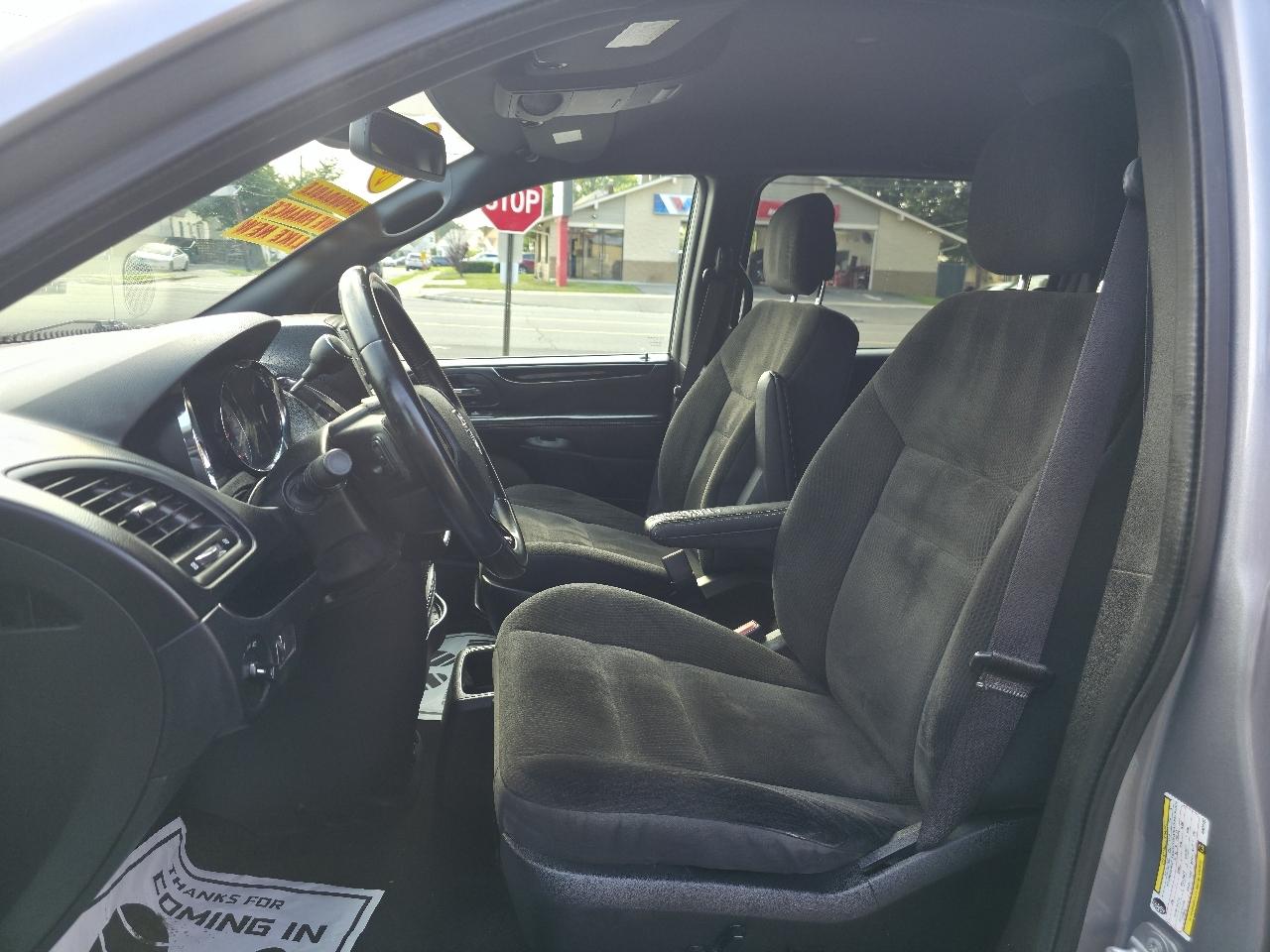 Dodge Grand Caravan SE 2019