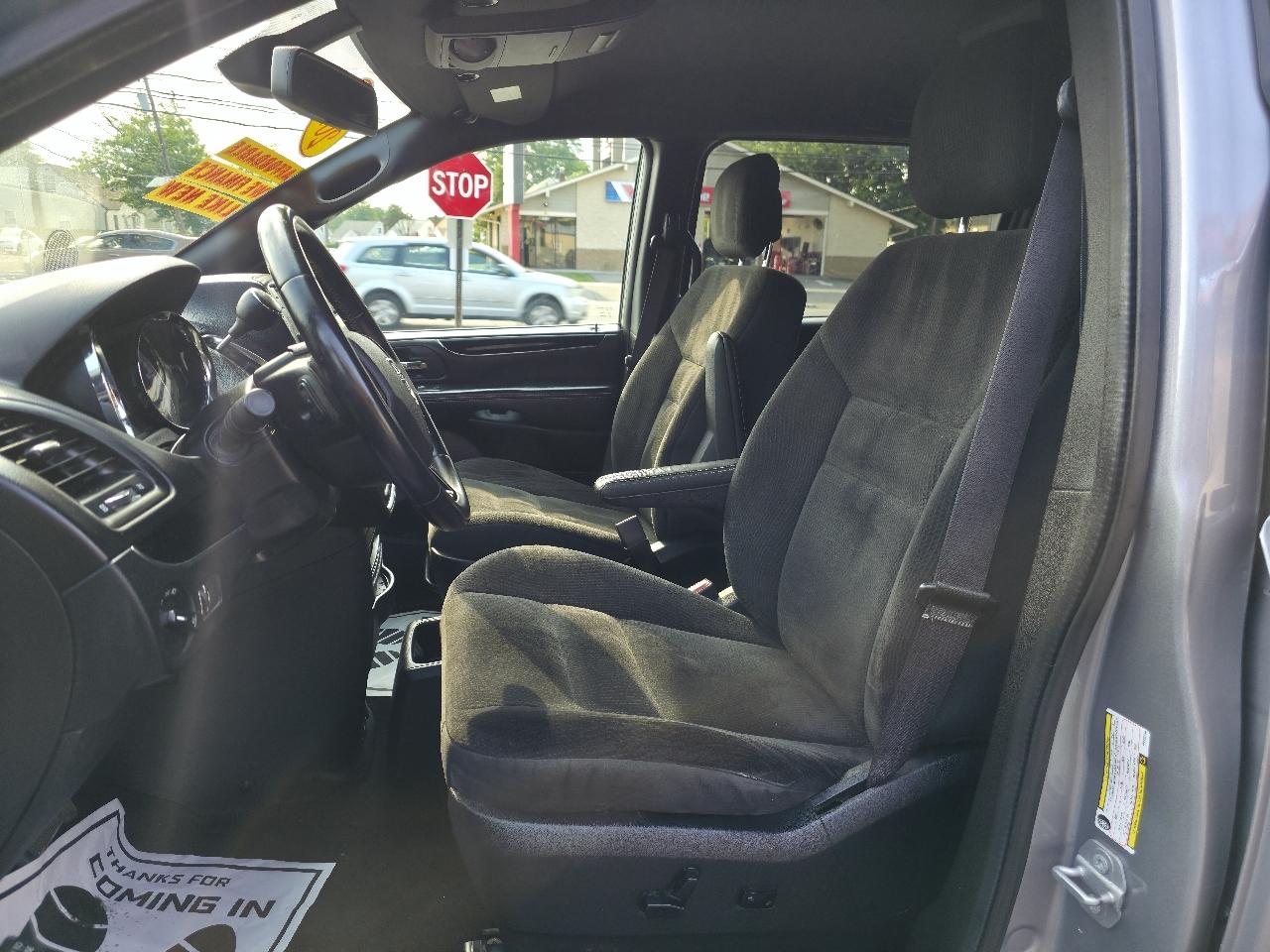 Dodge Grand Caravan SE 2019