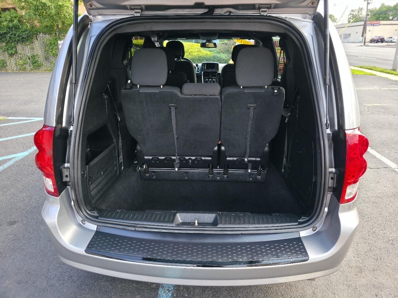 Dodge Grand Caravan SE 2019