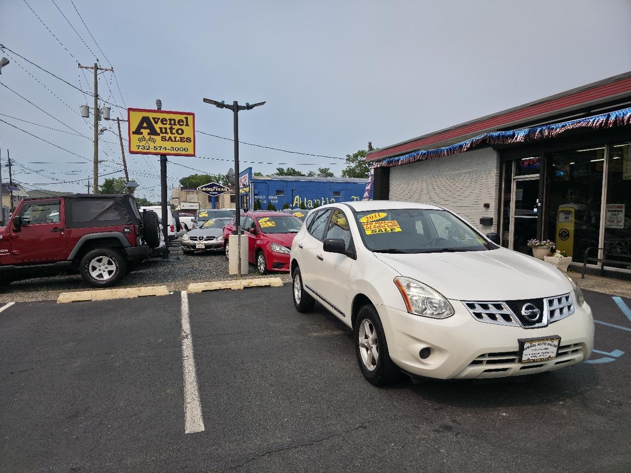Nissan Rogue S FWD Krom Edition 2011