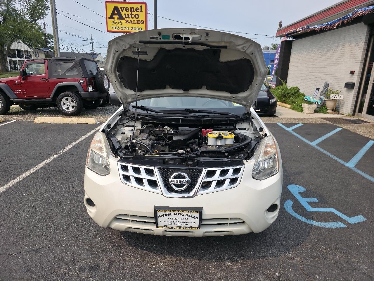 Nissan Rogue S FWD Krom Edition 2011