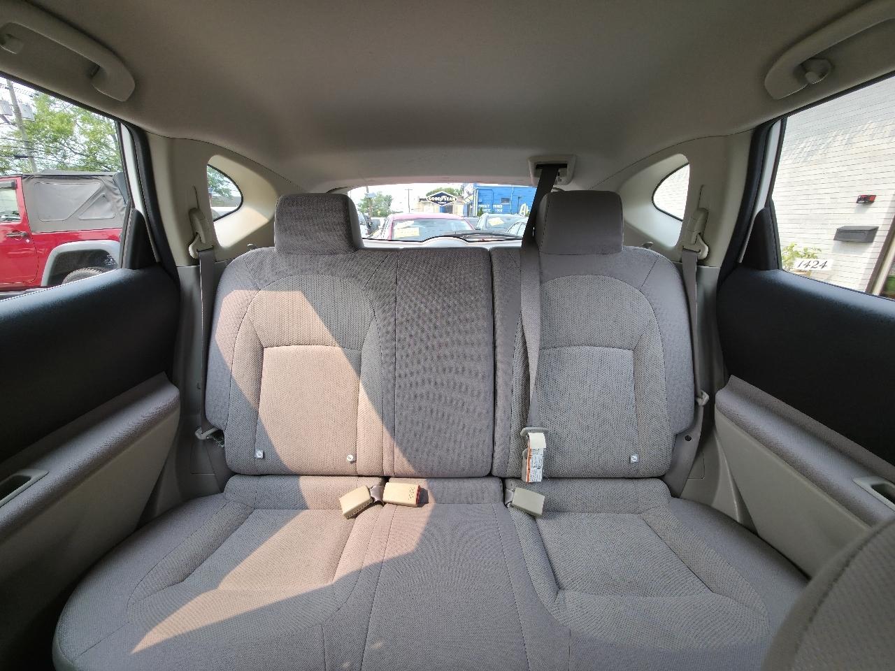 Nissan Rogue S FWD Krom Edition 2011