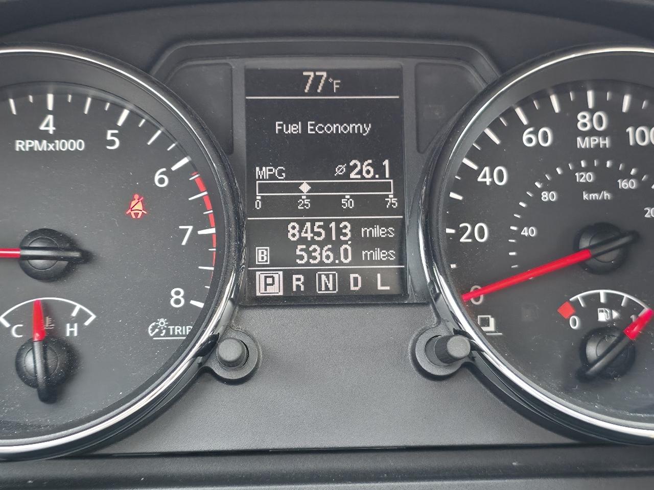Nissan Rogue S FWD Krom Edition 2011
