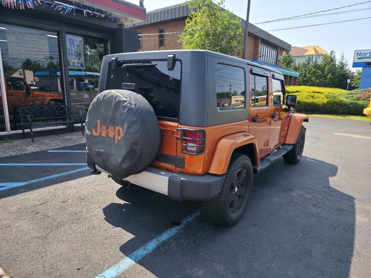 Jeep Wrangler Unlimited Sahara 4WD 2010