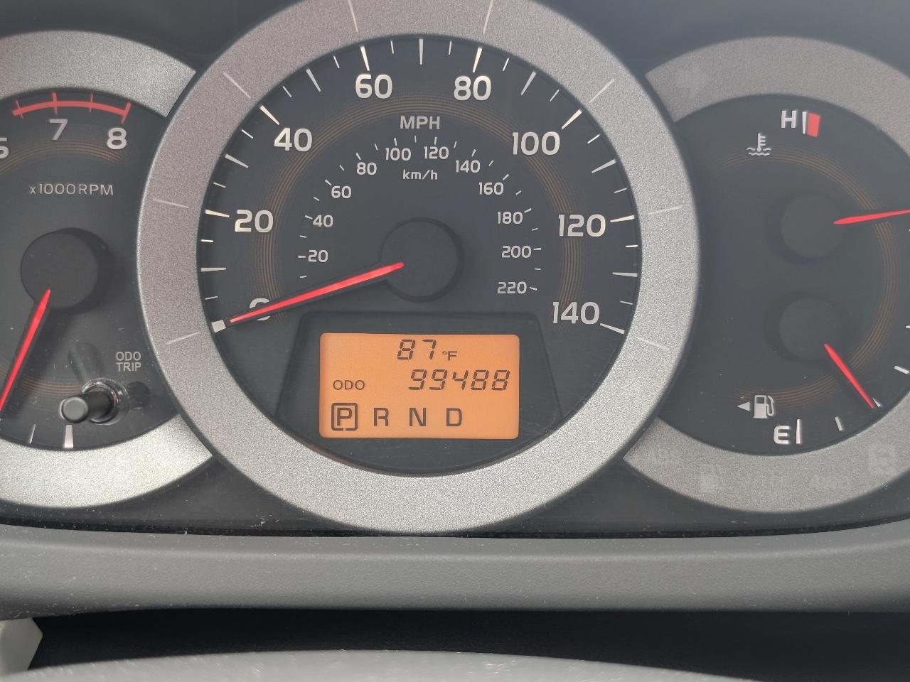 Toyota RAV4 Base I4 4WD 2011
