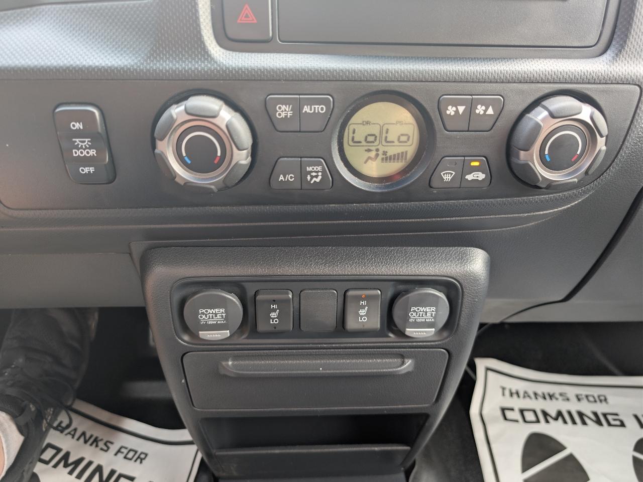 Honda Ridgeline RTL w/ Navigation 2011