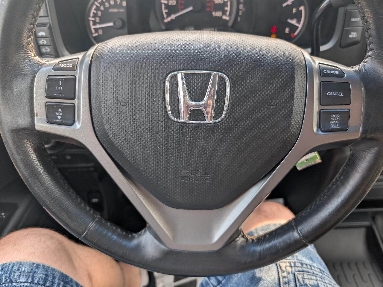 Honda Ridgeline RTL w/ Navigation 2011