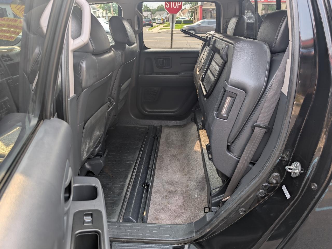 Honda Ridgeline RTL w/ Navigation 2011