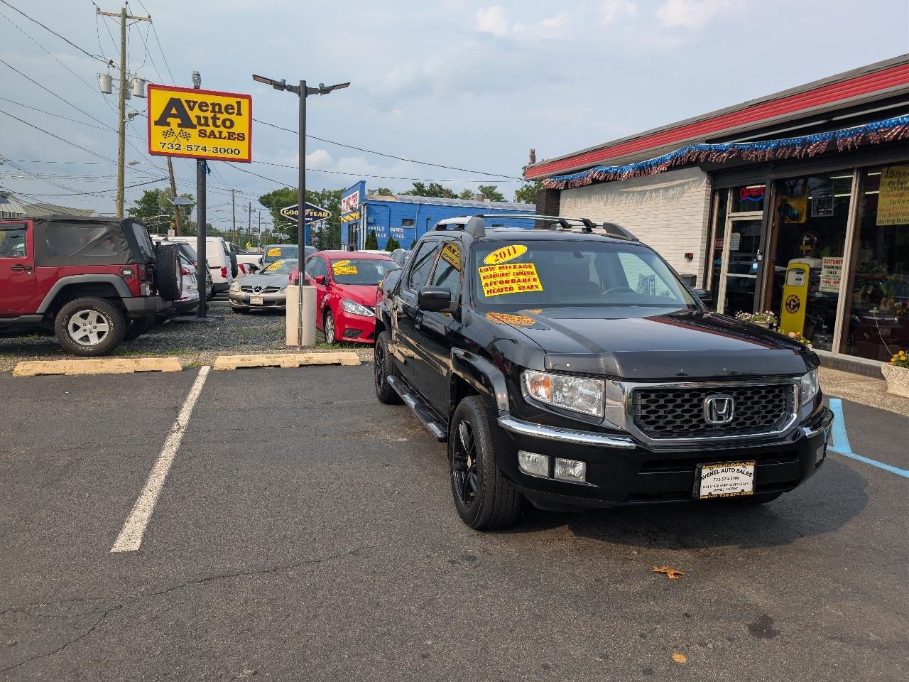 Honda Ridgeline RTL w/ Navigation 2011