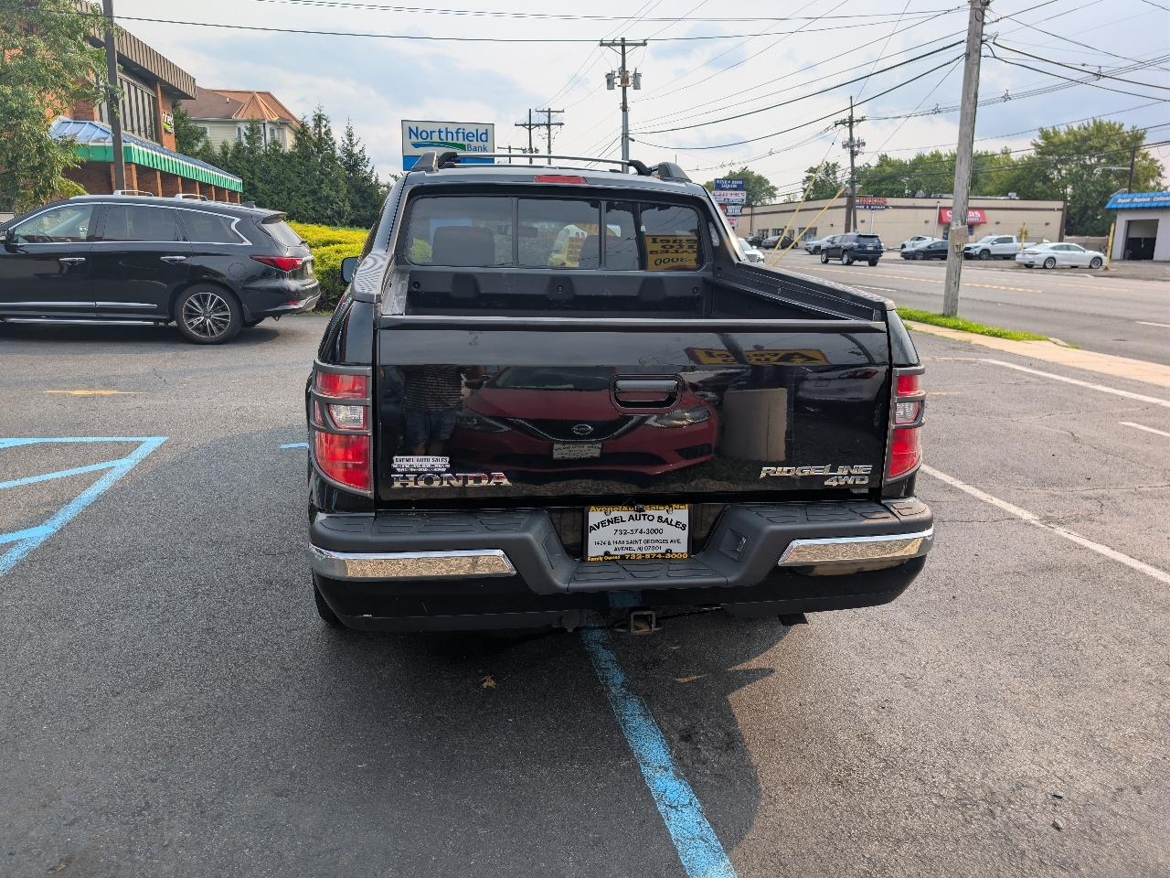 Honda Ridgeline RTL w/ Navigation 2011