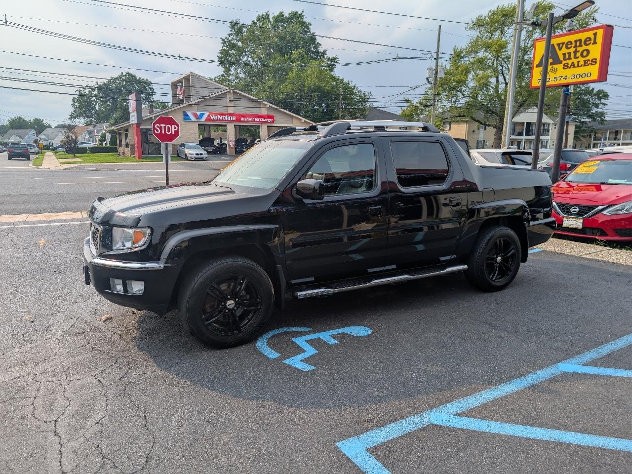 Honda Ridgeline RTL w/ Navigation 2011