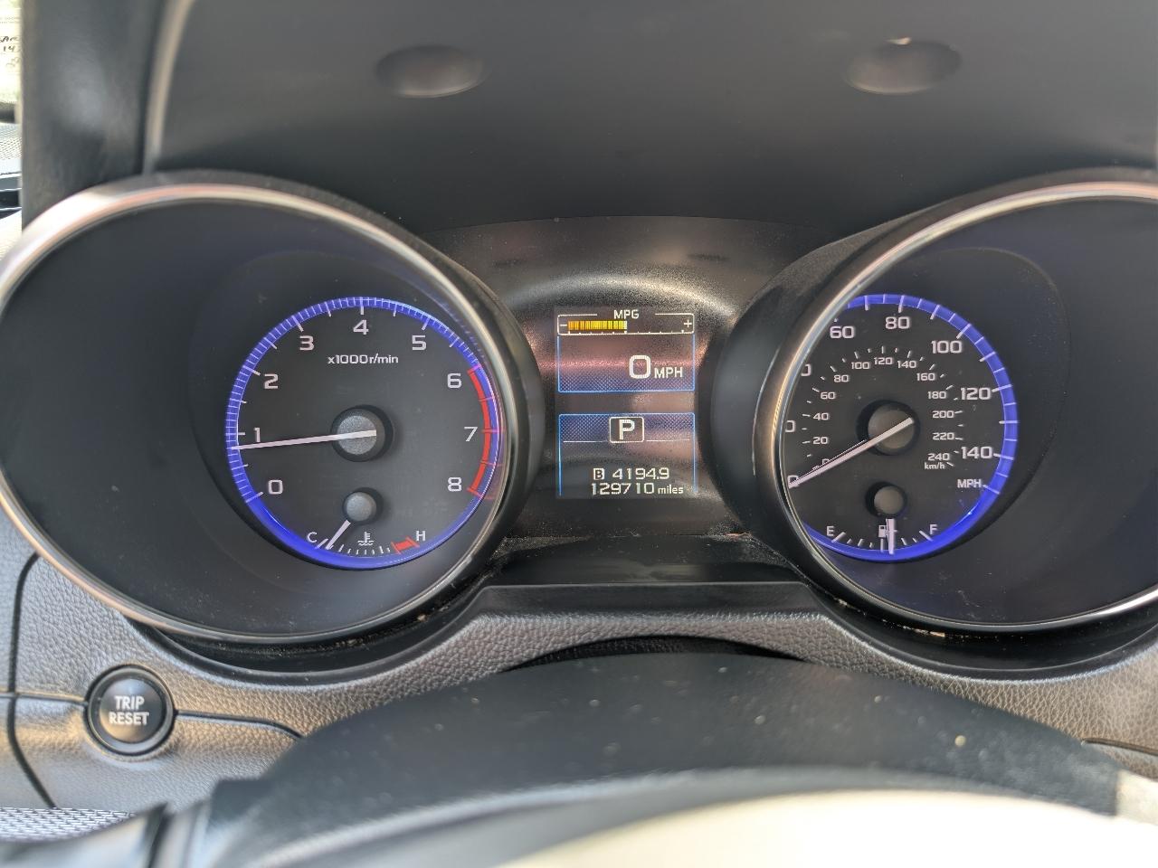 Subaru Outback 2.5i Premium 2015