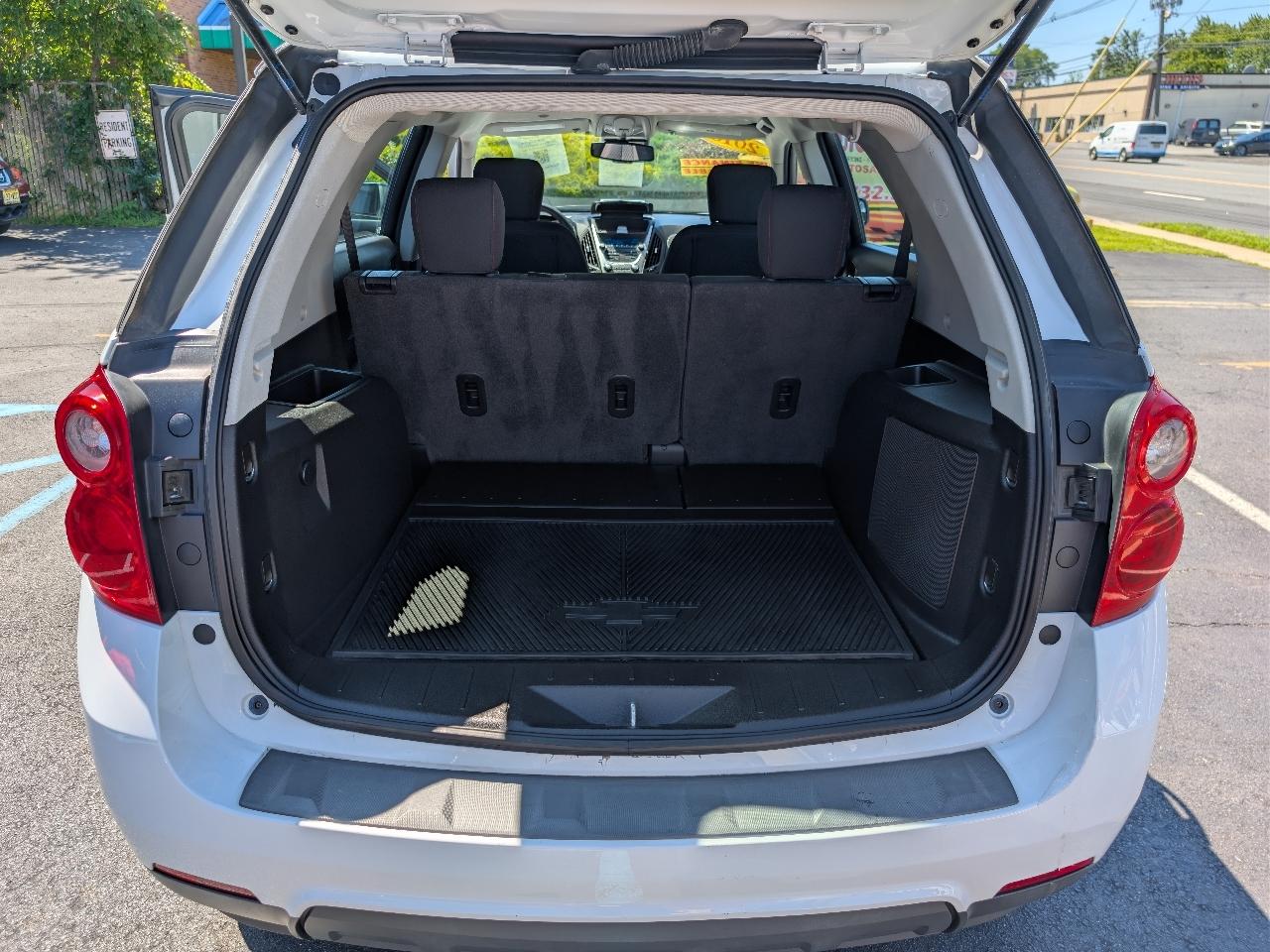 Chevrolet Equinox LS 2WD 2013