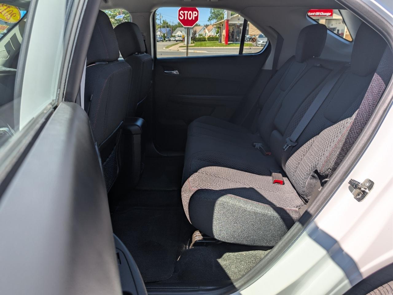 Chevrolet Equinox LS 2WD 2013
