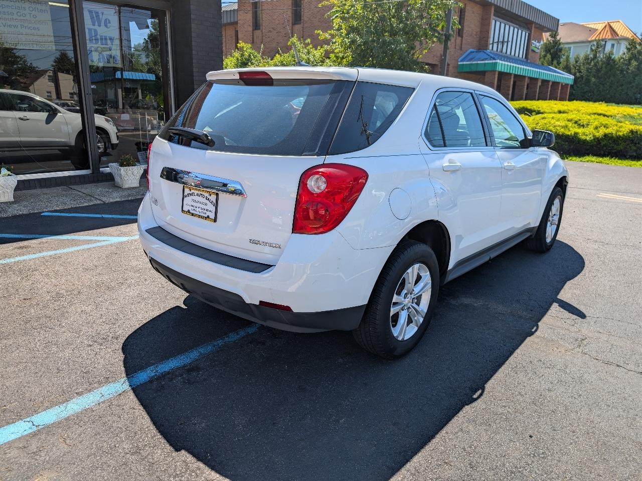 Chevrolet Equinox LS 2WD 2013
