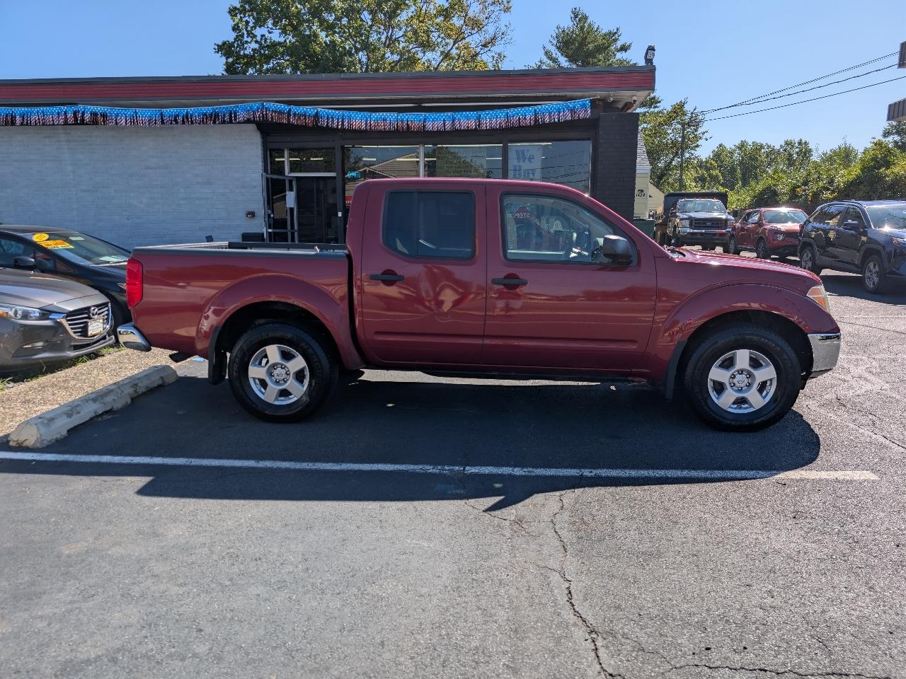 Nissan Frontier LE Crew Cab 4WD 2008