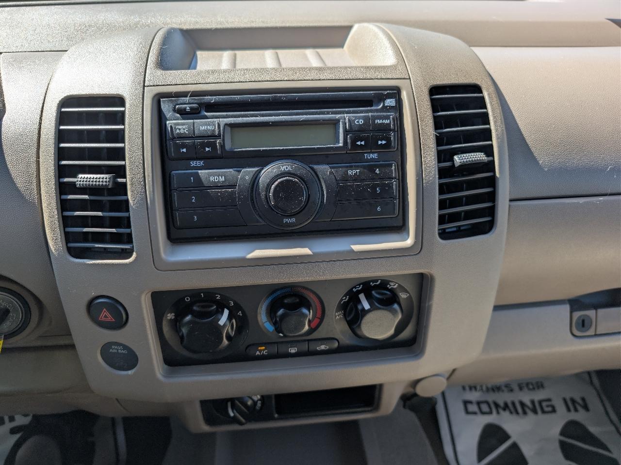 Nissan Frontier LE Crew Cab 4WD 2008