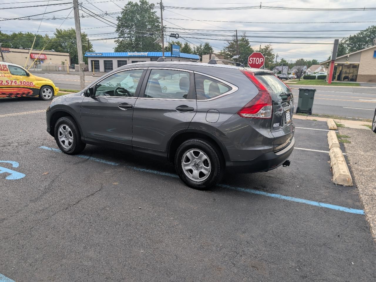 Honda CR-V LX 4WD 5-Speed AT 2013