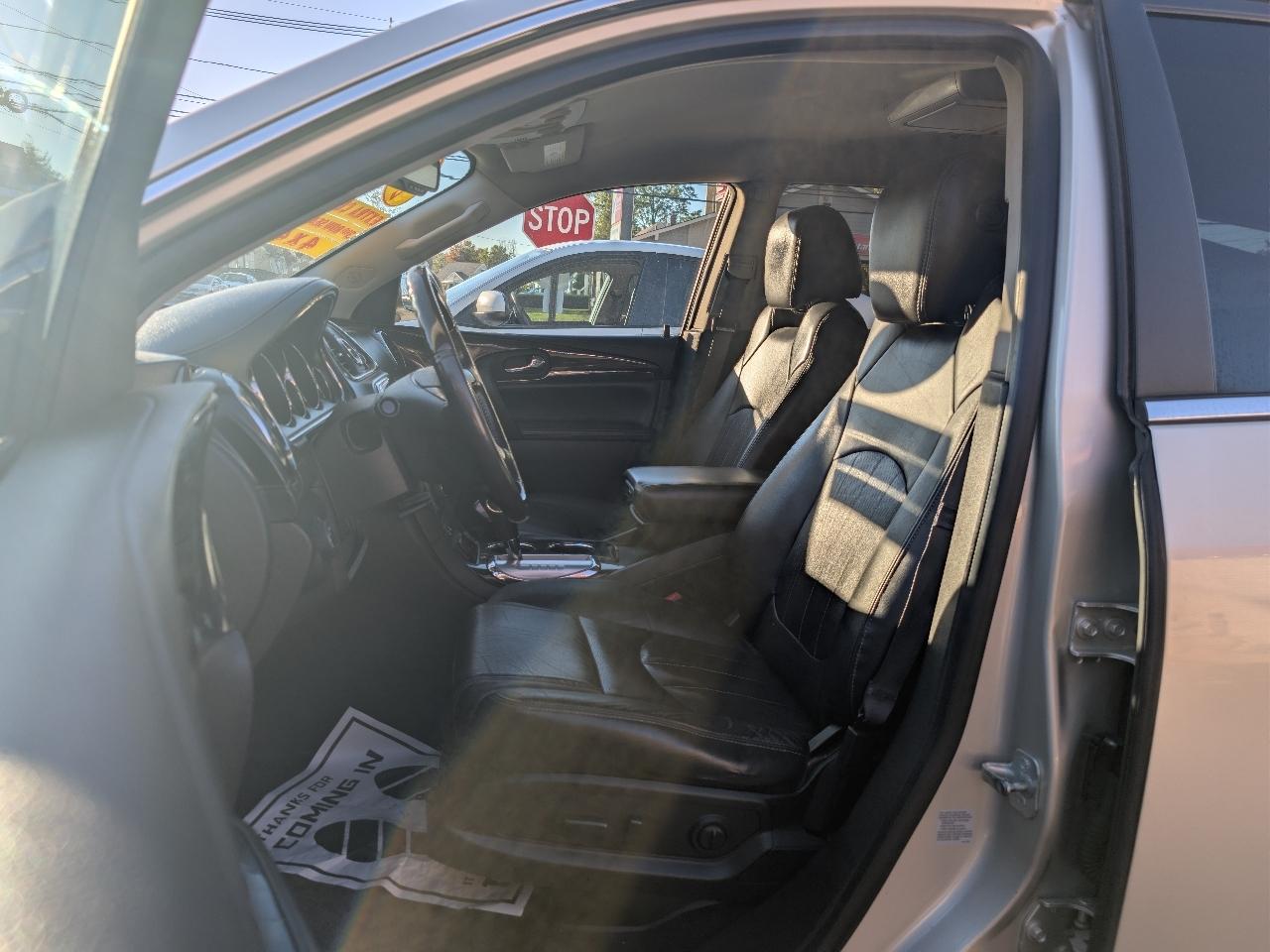 Buick Enclave Leather AWD 2015