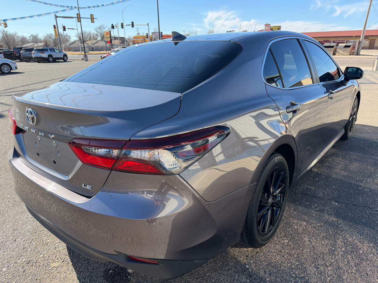 Toyota Camry LE Auto (Natl) 2024