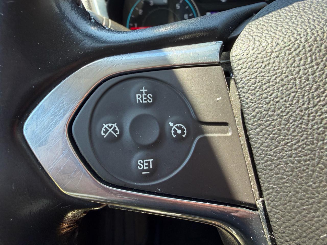Chevrolet Traverse FWD 4dr LT Cloth w/1LT 2019
