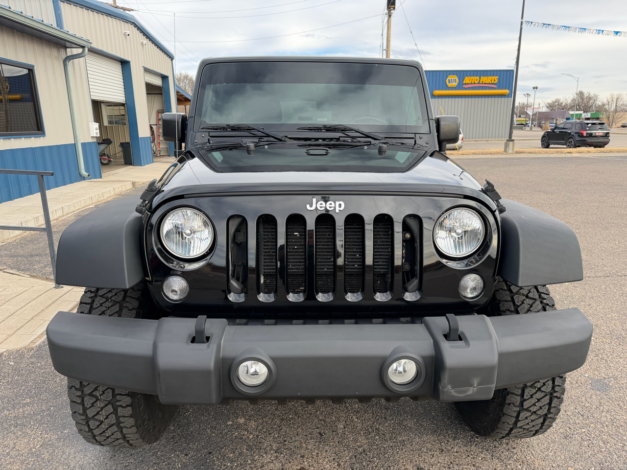 Jeep Wrangler Unlimited 4WD 4dr Sport 2018