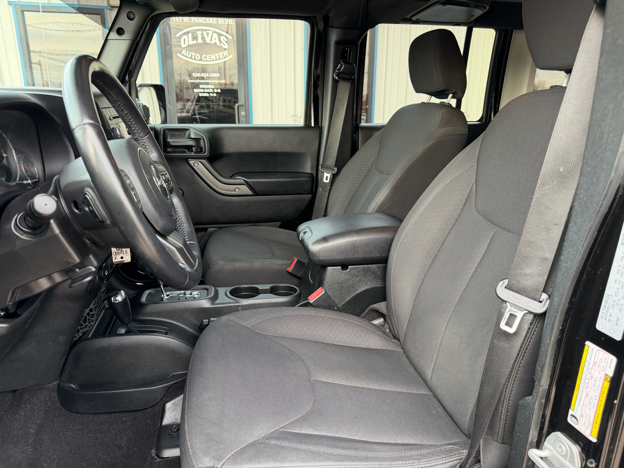 Jeep Wrangler Unlimited 4WD 4dr Sport 2018