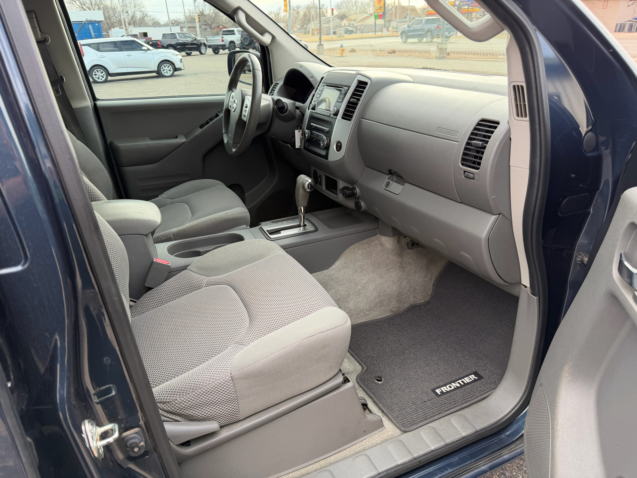 Nissan Frontier 2WD Crew Cab SWB Auto S 2016