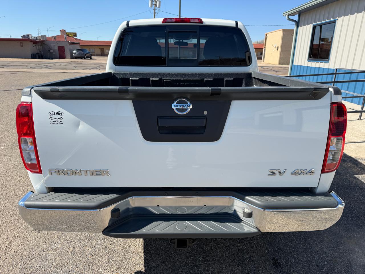 Nissan Frontier Crew Cab 4x4 SV V6 Auto 2018