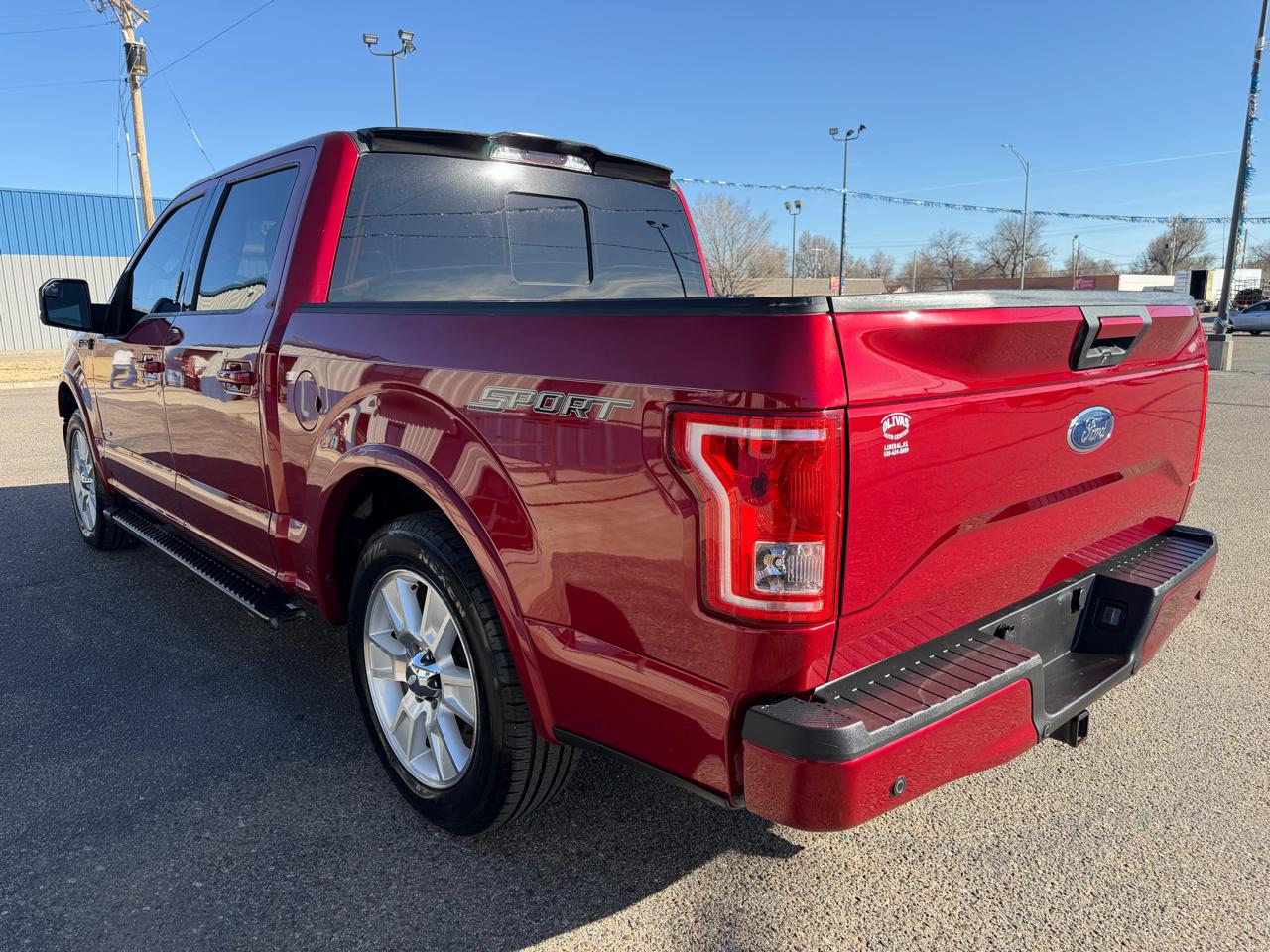 Ford F-150 2WD SuperCrew 150" XLT 2015