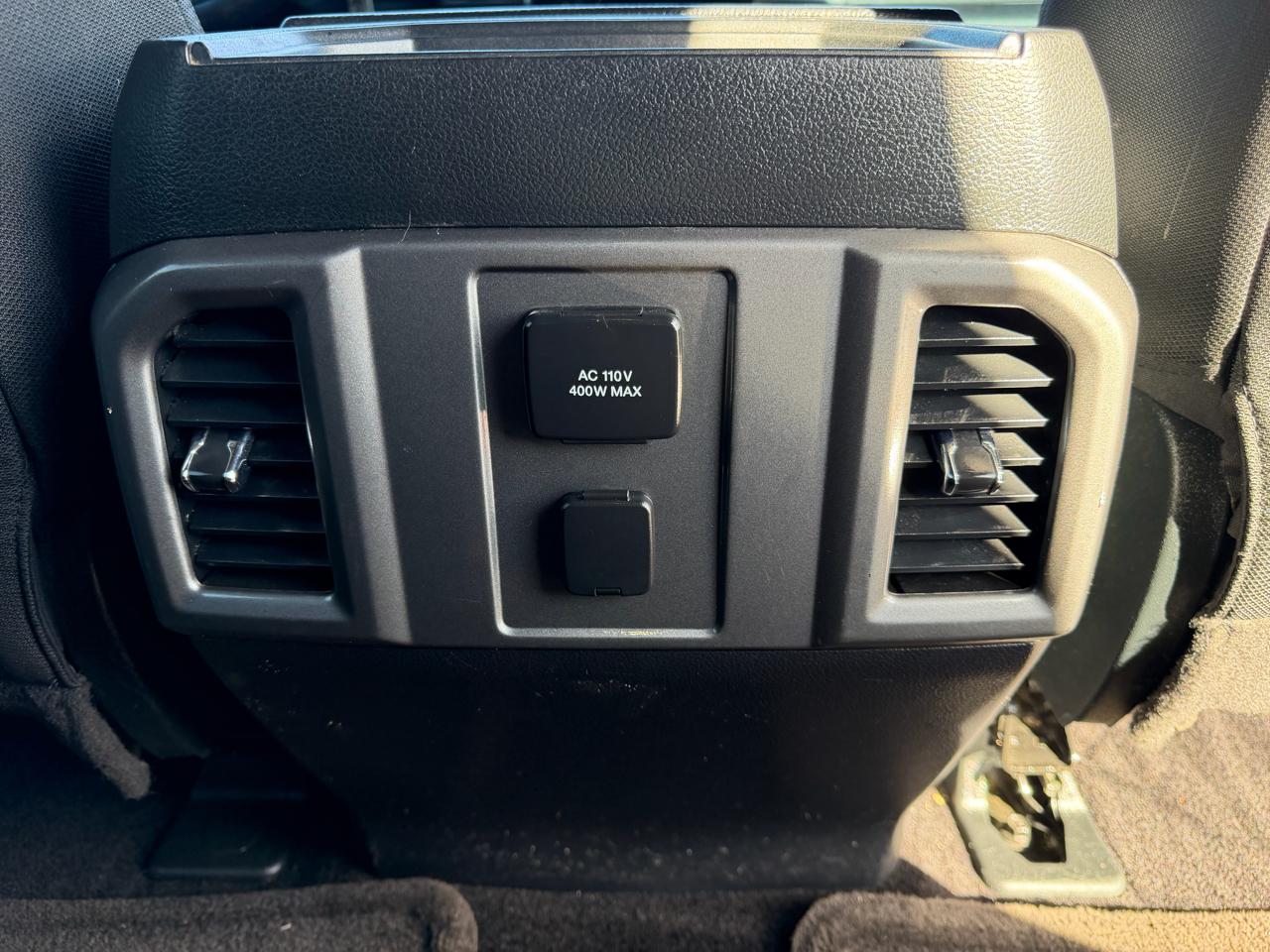 Ford F-150 2WD SuperCrew 150" XLT 2015