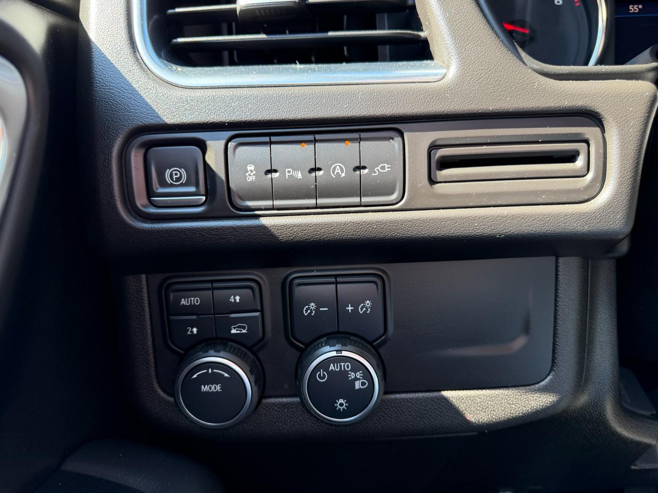 Chevrolet Tahoe 4WD 4dr LS 2021