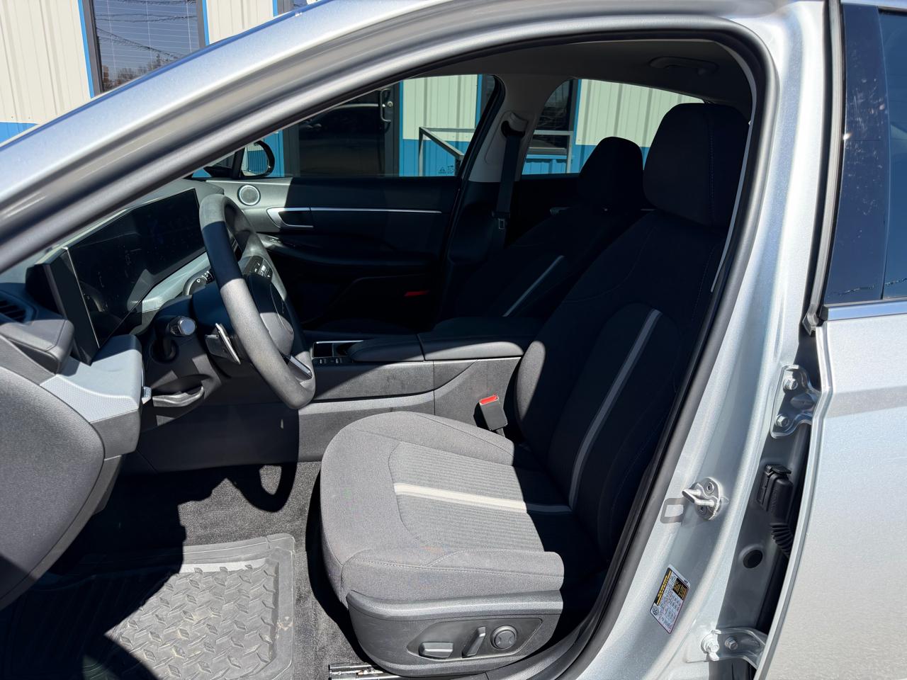 Hyundai Sonata SEL FWD 2025