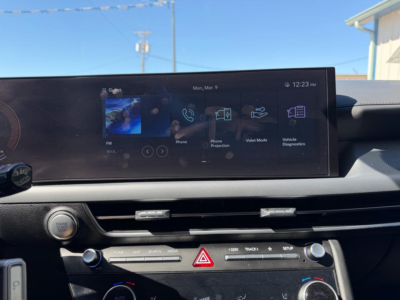 Hyundai Sonata SEL FWD 2025