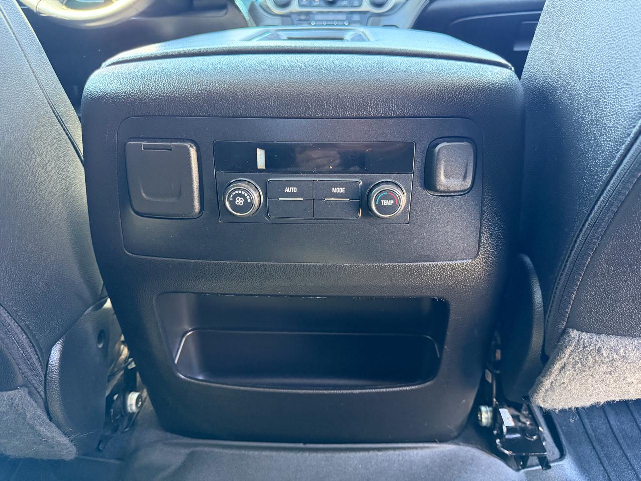 Chevrolet Tahoe 4WD 4dr LT 2019