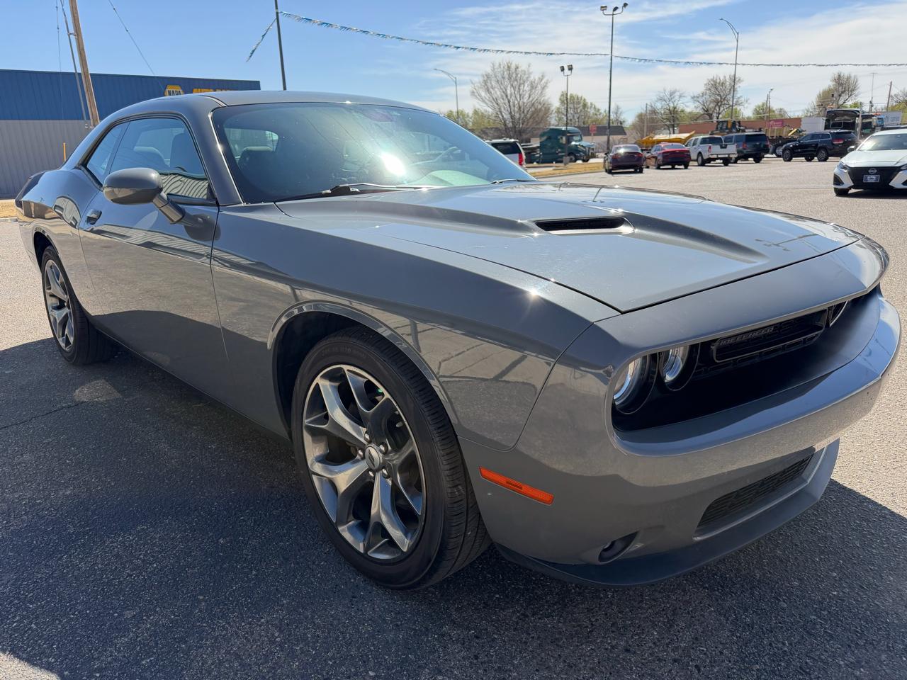 Dodge Challenger SXT Coupe 2017