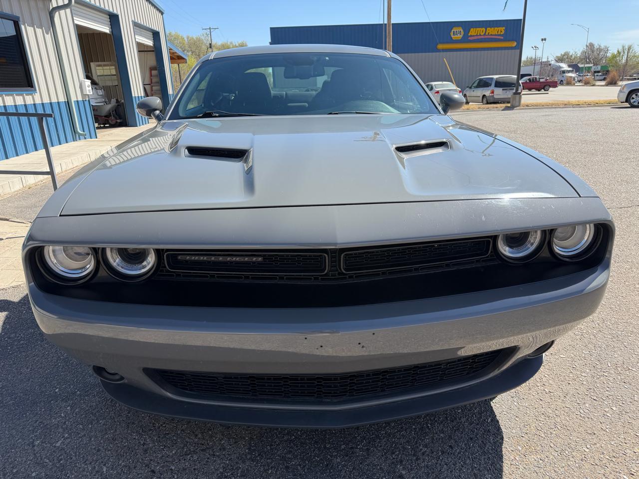 Dodge Challenger SXT Coupe 2017