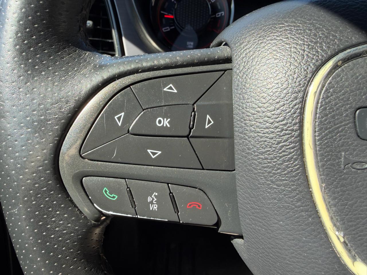 Dodge Challenger SXT Coupe 2017