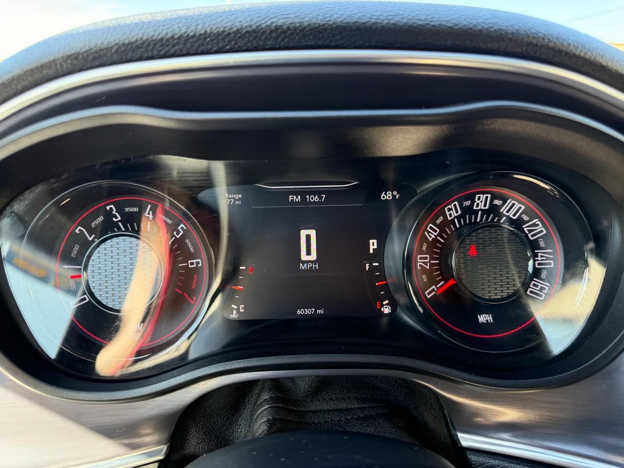 Dodge Challenger SXT Coupe 2017