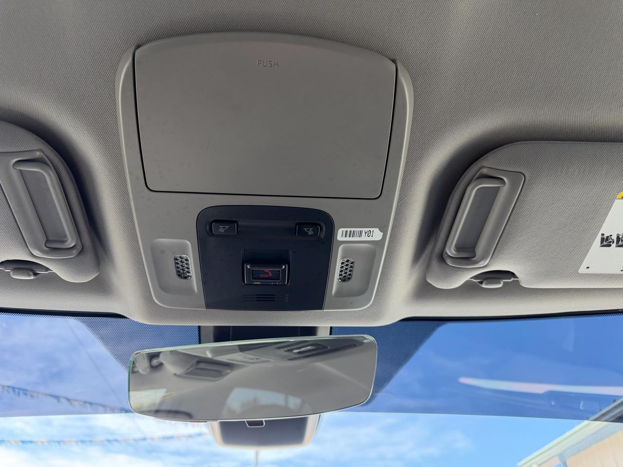 Toyota Camry SE Auto (Natl) 2024